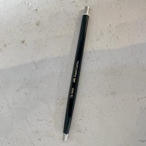 עפרון מכני 2 מ״מ